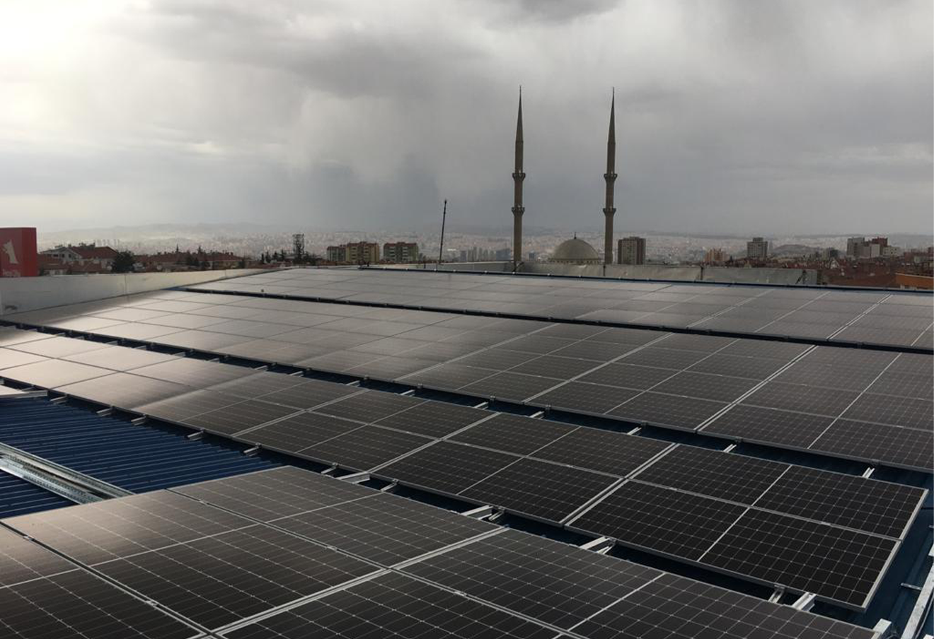 GÜNEŞ ENERJİ SANTRALİ